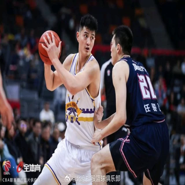 中超争冠集团动态解读：赛程助力与挑战并存
